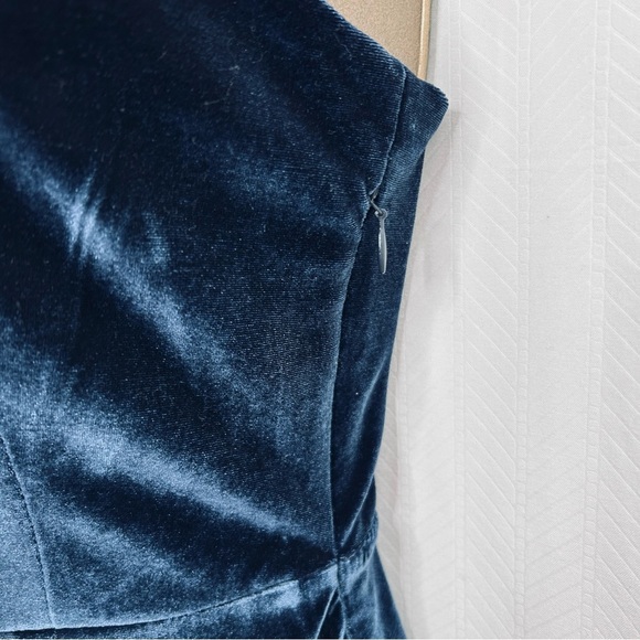 NBD blue velvet mini dress strappy back - Picture 3 of 7